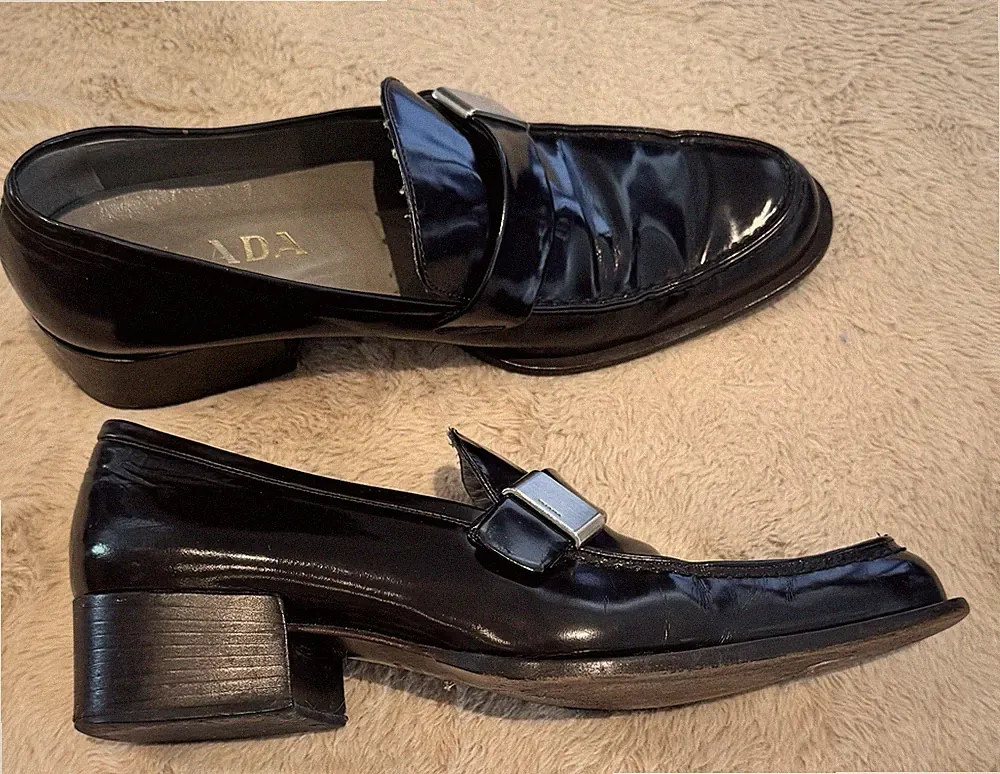 PRADA vintage Loafer Damen dunkelbraun Leder Schnalle 4 cm Absatz Größe 40