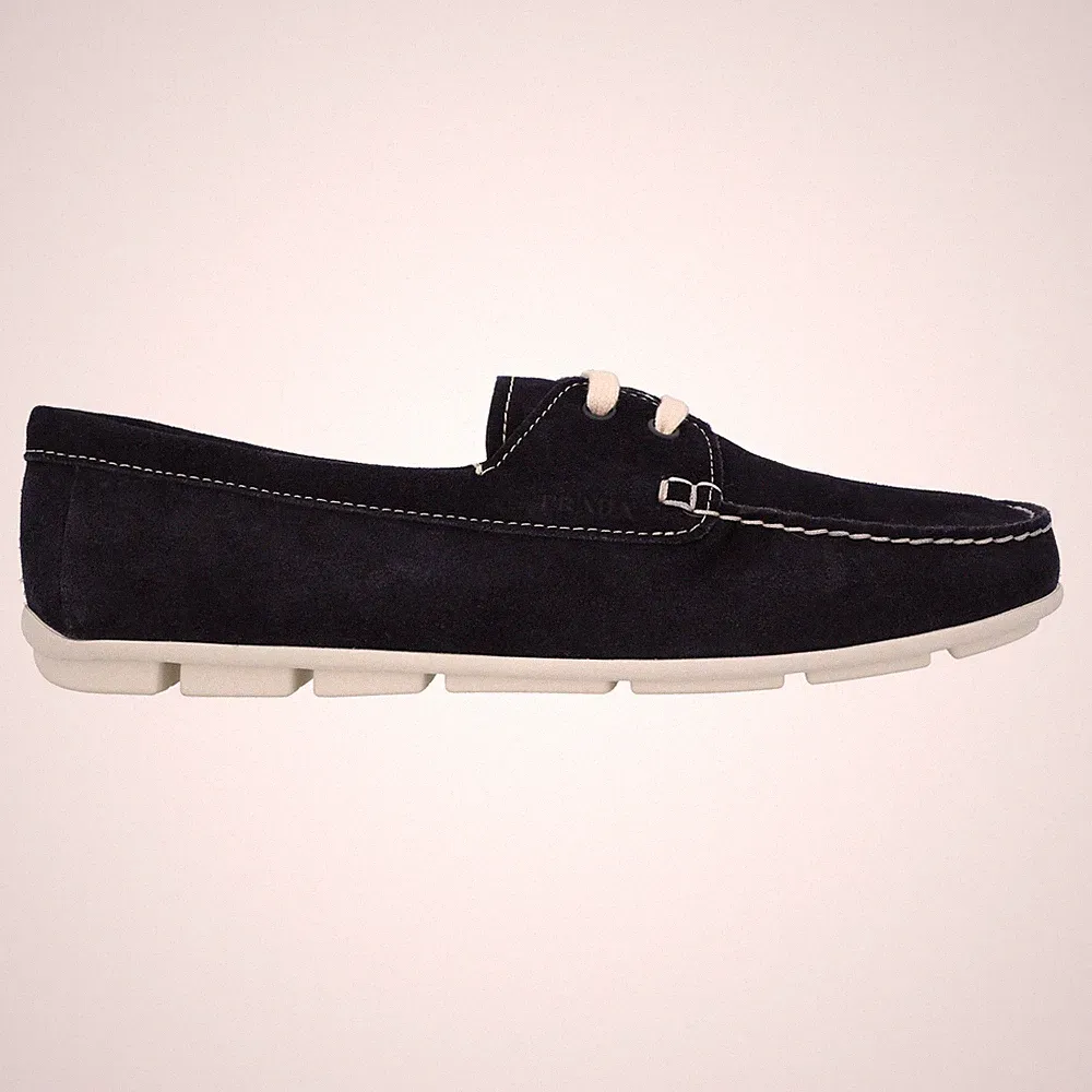 Prada Wildleder-Loafer In Schwarz Damenschuhe