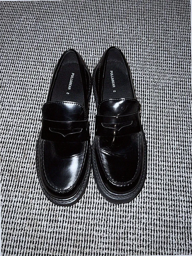 Pull&Bear Chunky Loafer Schwarz in Lackoptik – Gr. 43 – ungetragen
