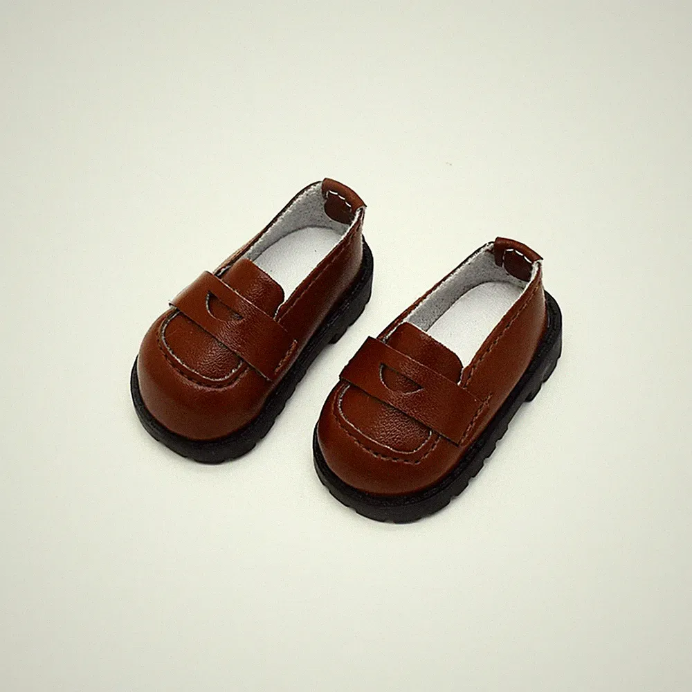 Puppen-Loafer mit Nähten Dollenschuhe realistisches Design