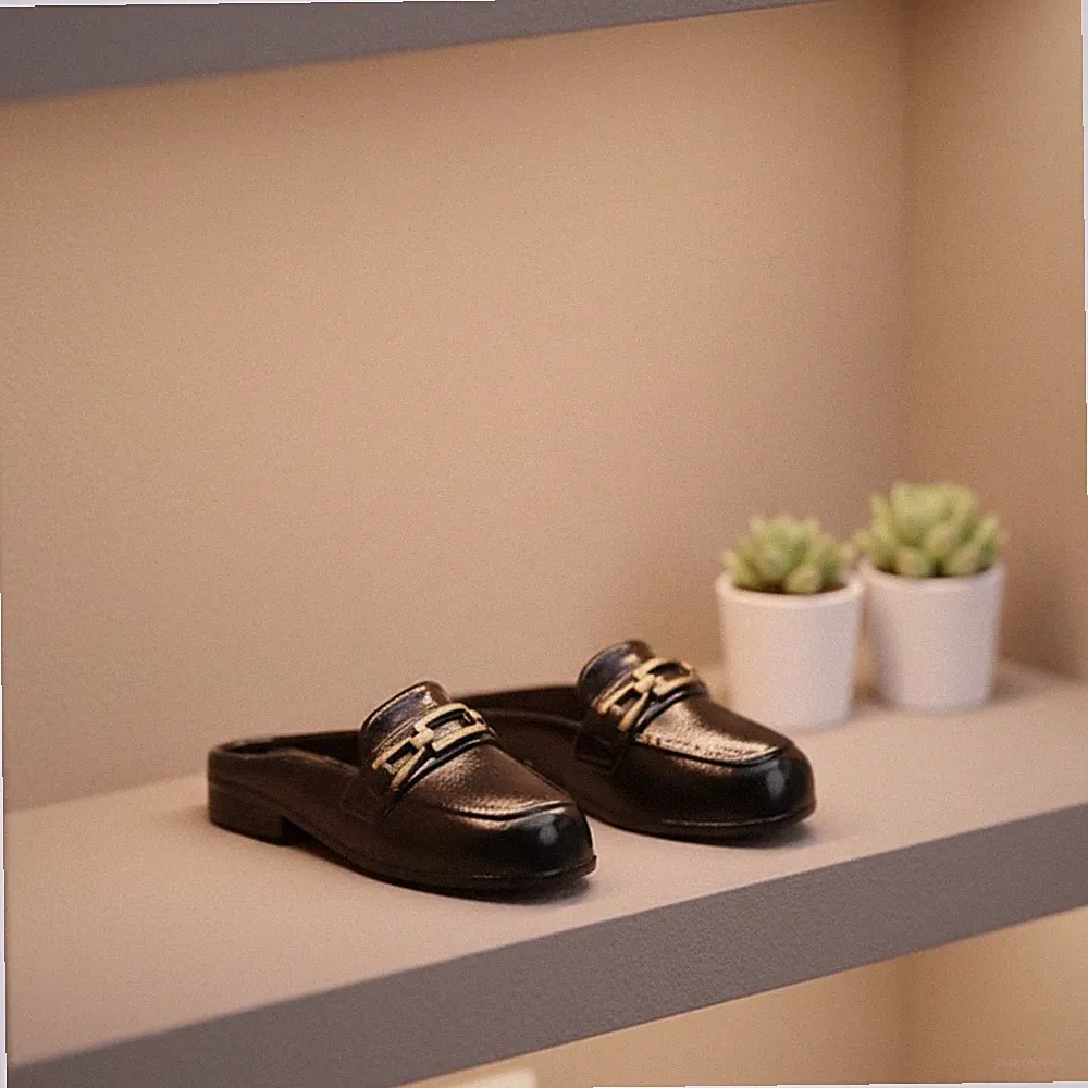 Puppen-Slipper mit Goldkette elegant Miniatur-Loafer mit offener Ferse