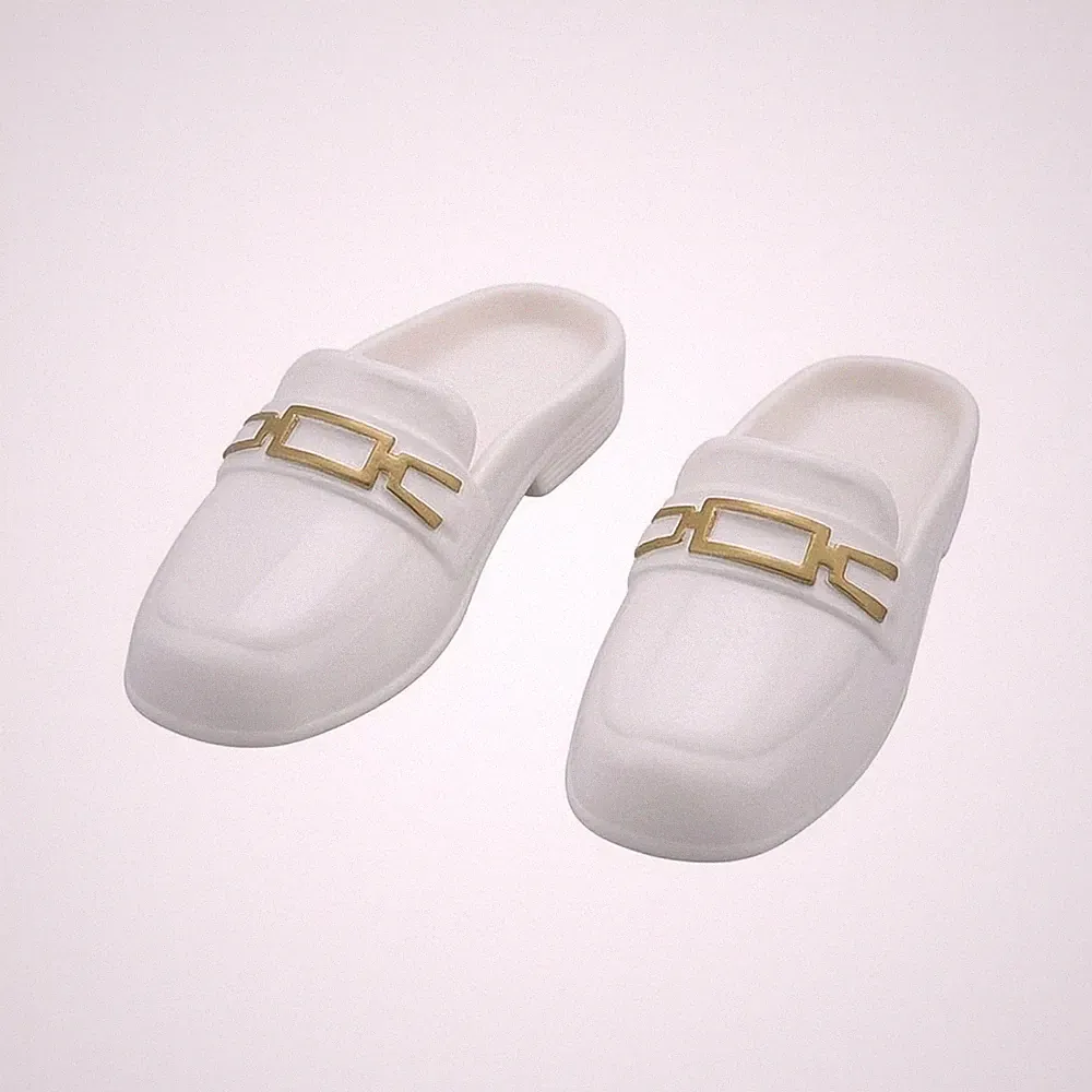 Puppenpantoletten mit Goldkette realistisch Maßstab 1/6 Puppenhalbschuhe glänzend