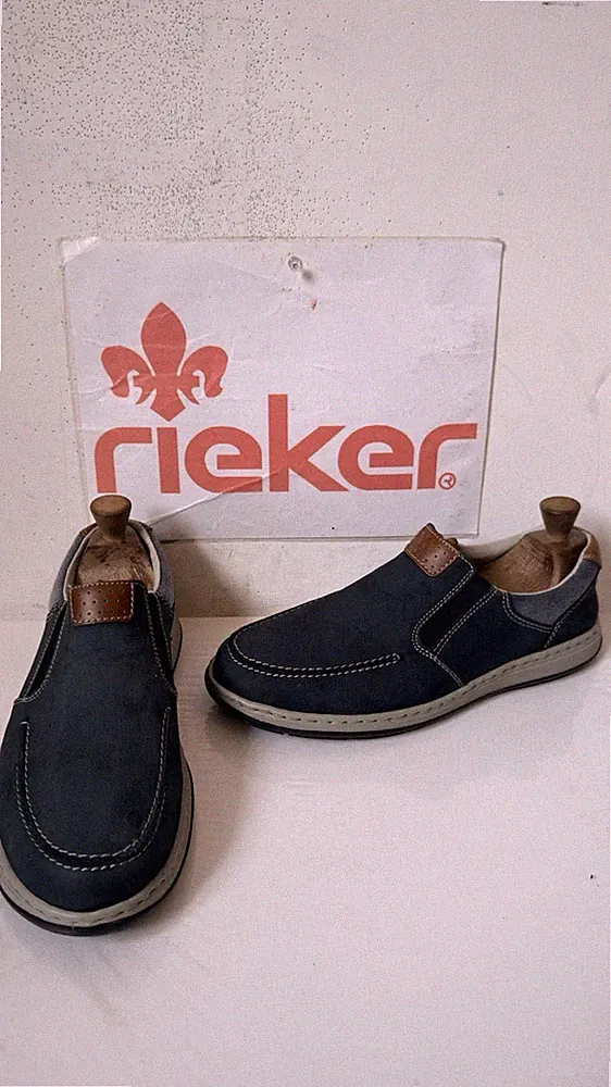 Rieker bequeme Nubuk Schuhe Größe UK 9 EU 43 extra weit