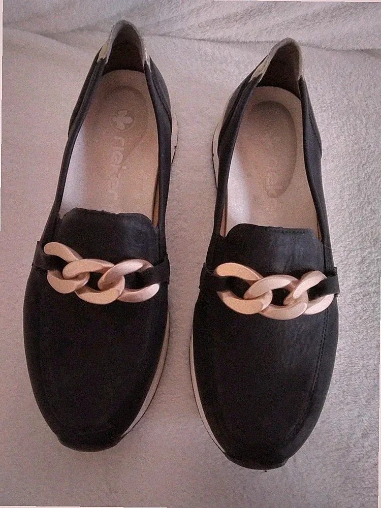 Rieker Damenschuhe Slipper Loafer Mokassin Halbschuhe Gr 40 (6,5) Schwarz Gold