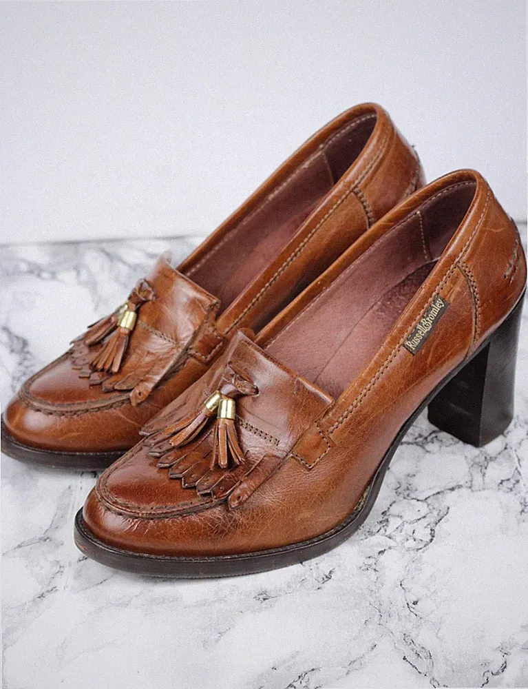 Russell & Bromley Chester hellbraune Leder High Heel Halbschuhe, Größe EU 37 / UK 4
