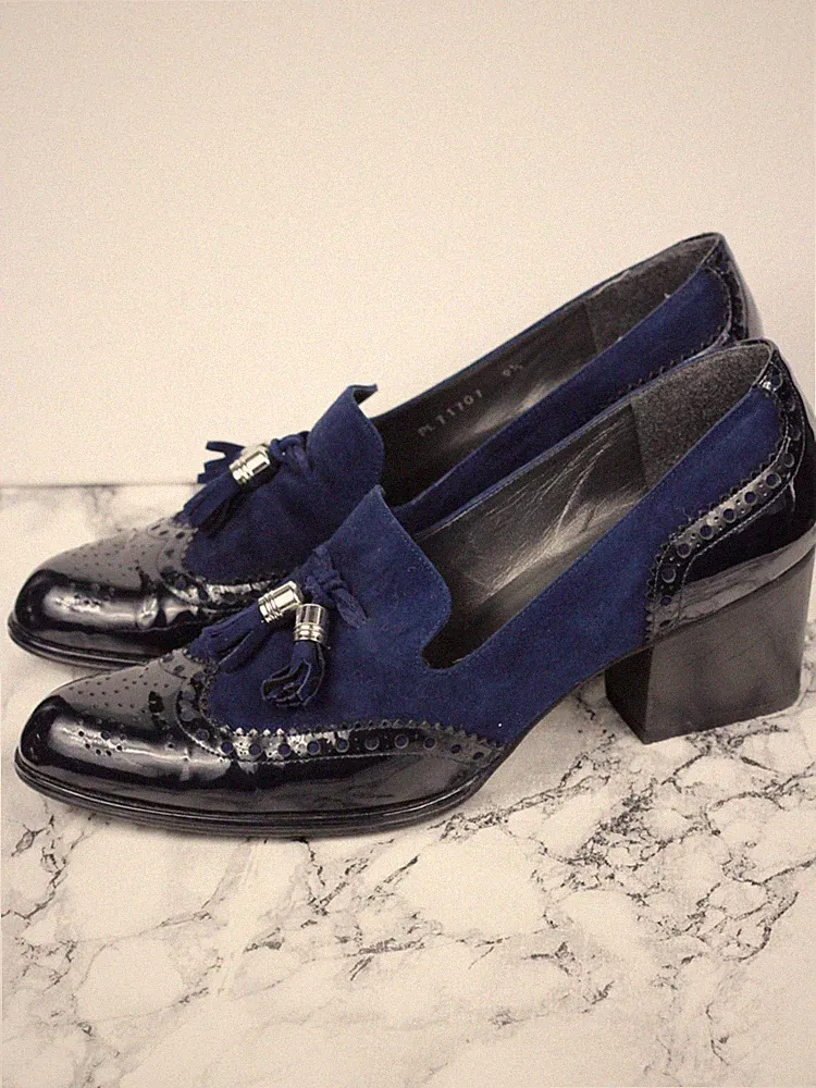 Russell & Bromley Stuart Weitzman Wildleder Halbschuhe mit Absatz, Größe EU 40,5 / UK 7,5