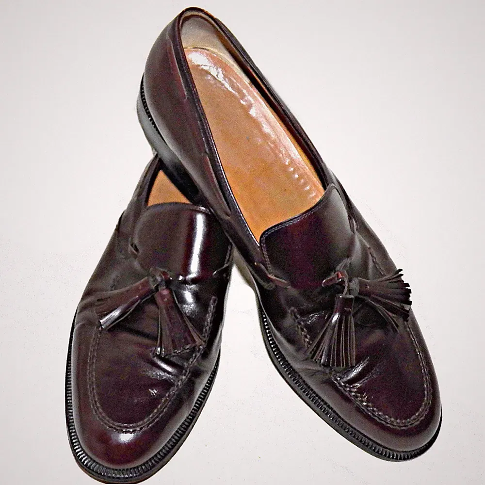 Salvatore Ferragamo Burgund Kalbsleder Quasten Loafer Leder Aus IN Italy 11-1/2