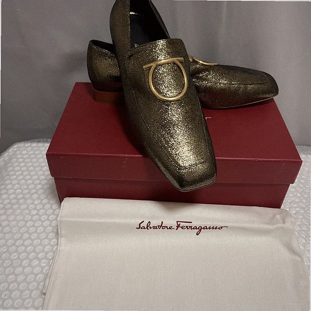 Salvatore Ferragamo Damen Lana 3D Halbschuhe schwarz US Größe 11C neuwertig