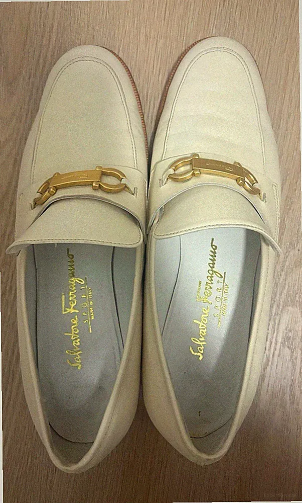 Salvatore Ferragamo Damen Loafer Halbschuhe Slip-On Leder Beige Logo EU 37