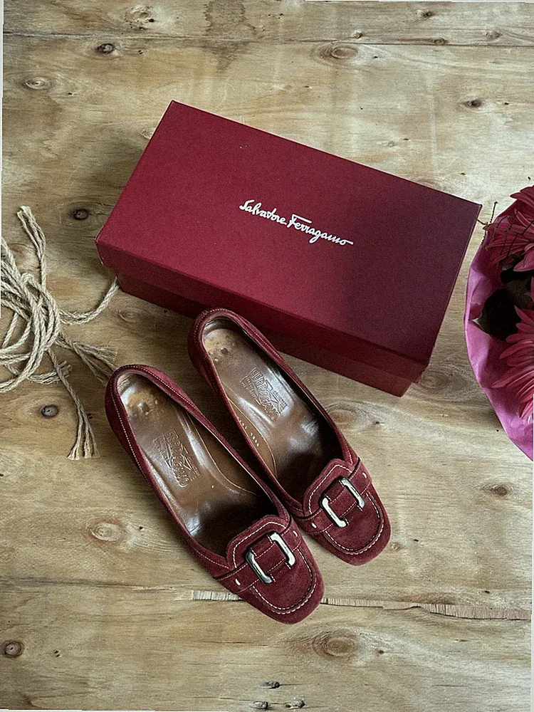 Salvatore Ferragamo Damenschuhe Loafer Pumps rot EU 40, US 9,5