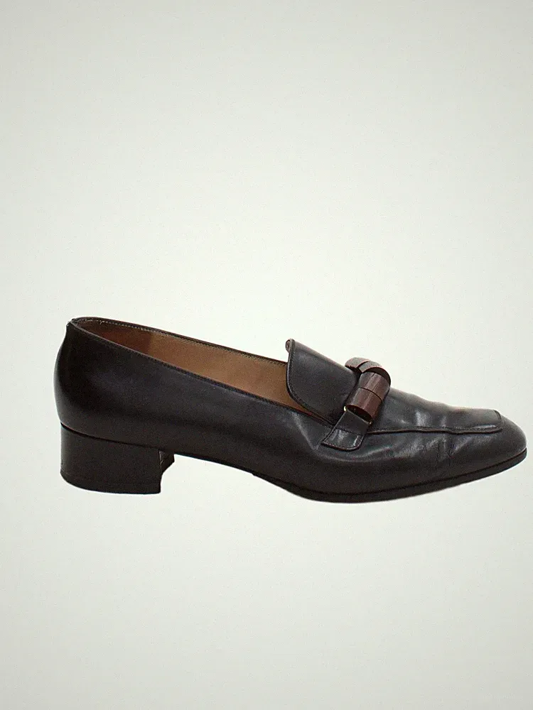 Salvatore Ferragamo flache Damenschuhe UK 7 schwarz 100 % Leder Halbschuh