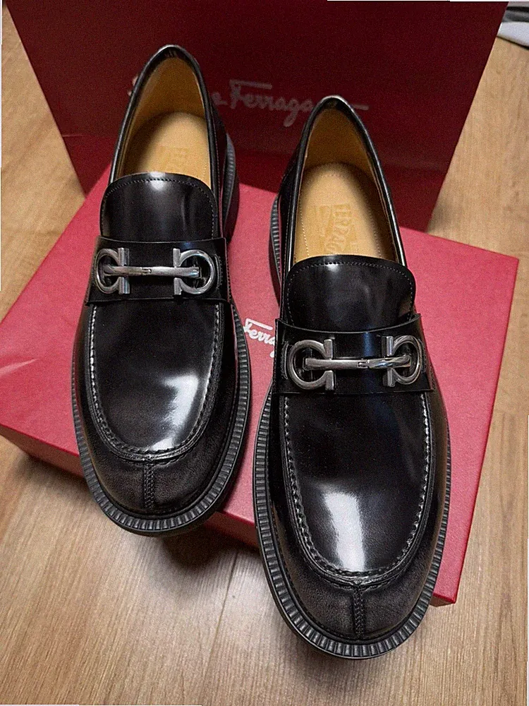 Salvatore Ferragamo Galles Herren Schwarz Leder Slipper Halbschuh 10