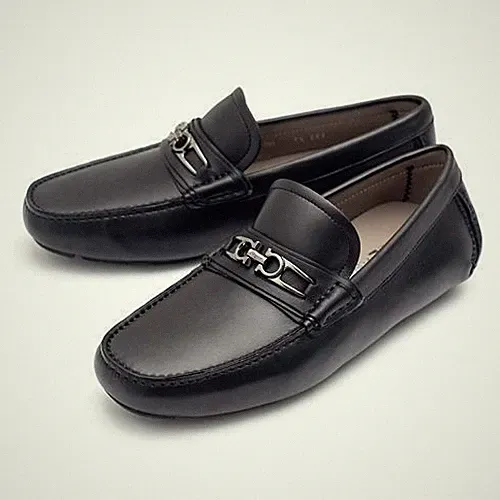 Salvatore Ferragamo Gancini Ornament Driver Shoes Lagos Nero 753791 33189393 [U]