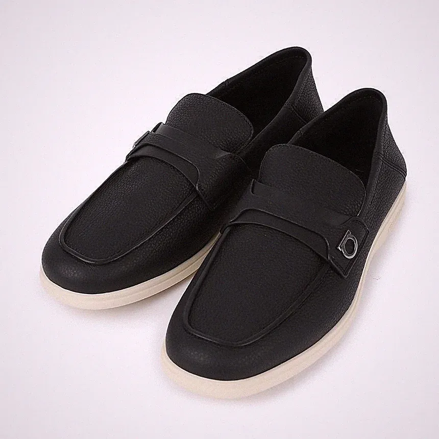 Salvatore Ferragamo Gancini Ornament Loafer DRAME NERO 768454 76082569 [U]
