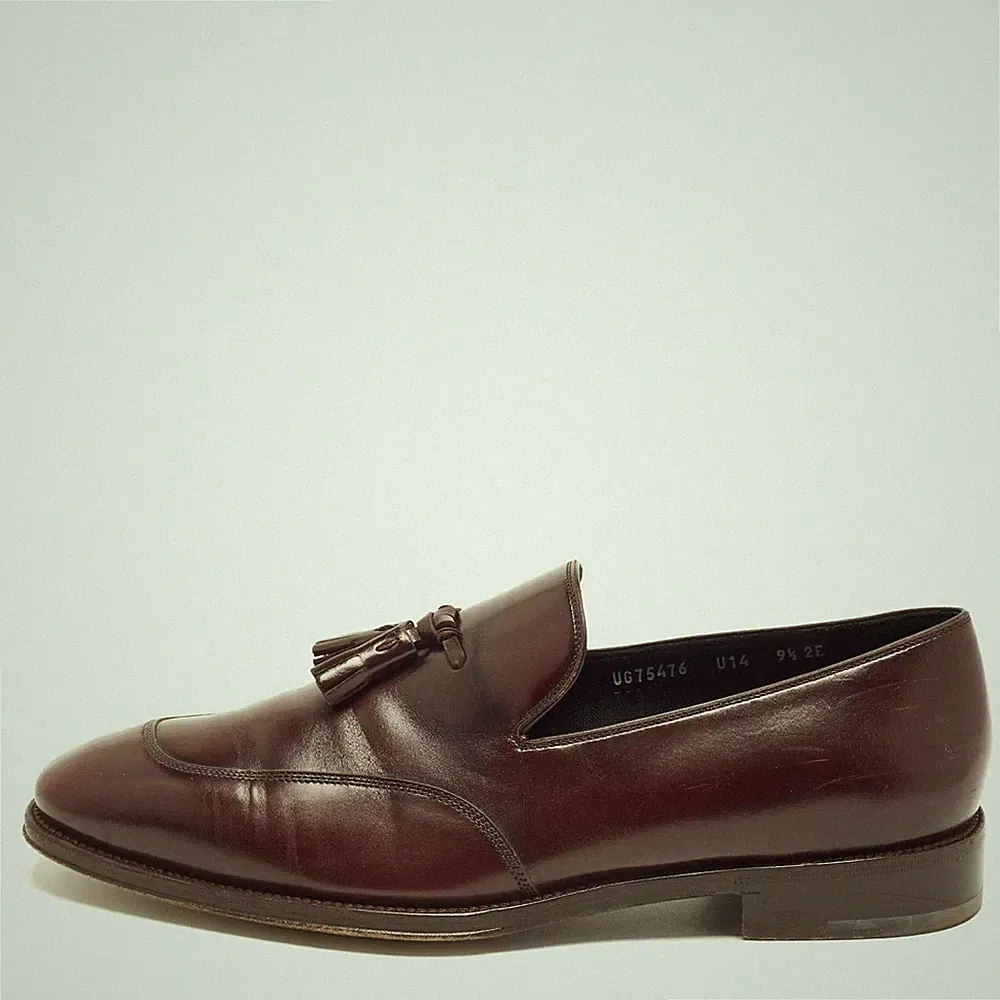 Salvatore Ferragamo Größe 43,5 zweifarbige Penny-Loafer aus Leder mit Quaste