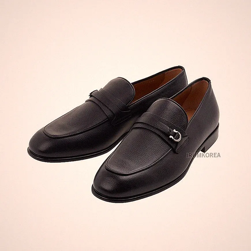 Salvatore Ferragamo Leder Loafer für Herren schwarz 0768125 FW24 101454510 [U]