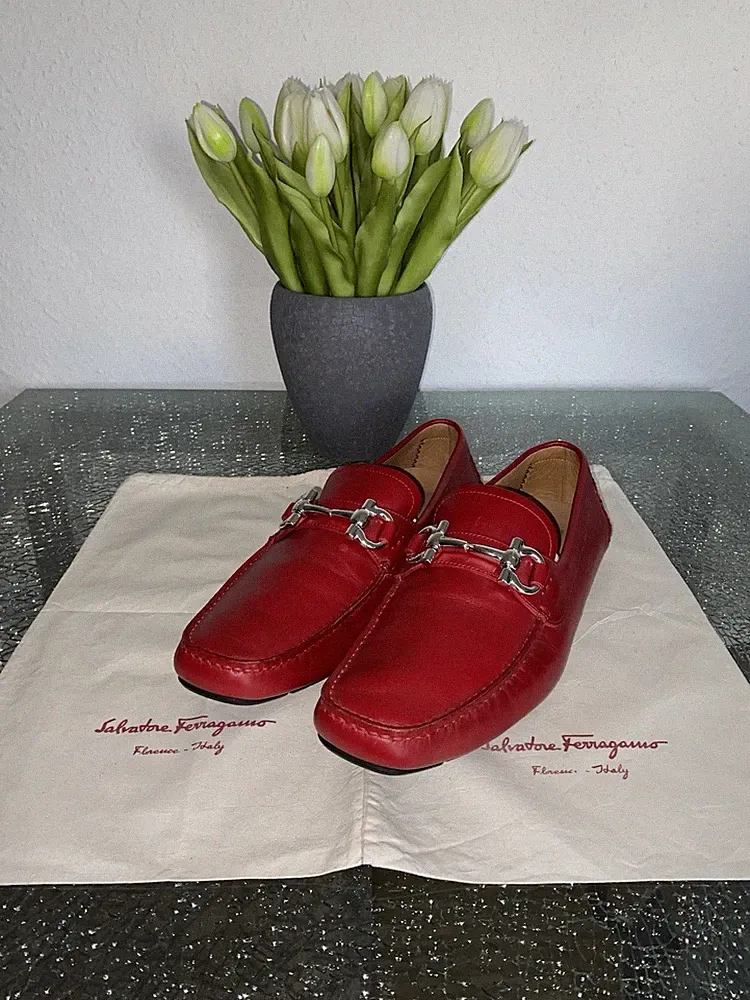 Salvatore Ferragamo Men's Red Pebbled Leather Horsebit Moccasins Loafers 44,5