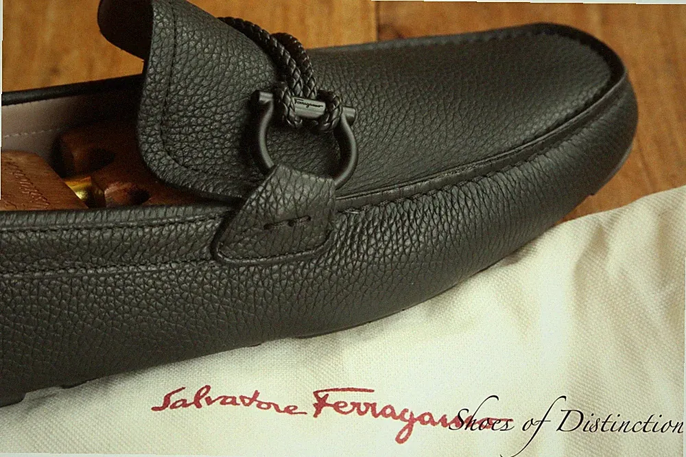 Salvatore Ferragamo Schwarz Leder Schuhe Halbschuhe Herren UK 6 EEE US 7 EU 40