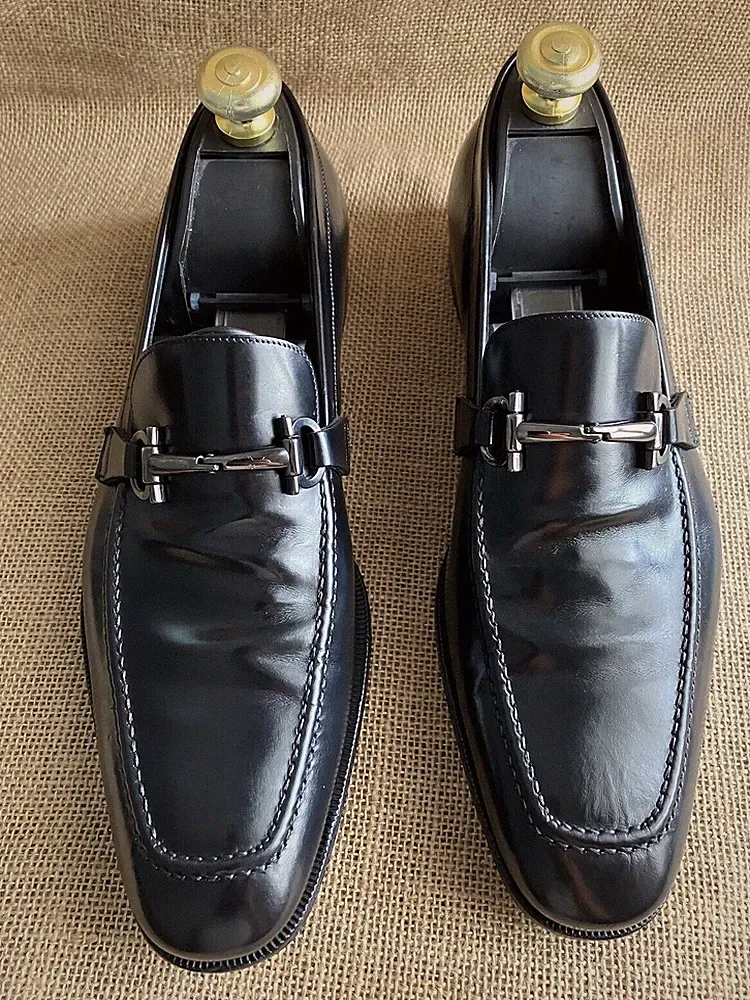 SALVATORE FERRAGAMO Schwarze Leder-Gancini-Loafer für Herren, Größe US 7,5...