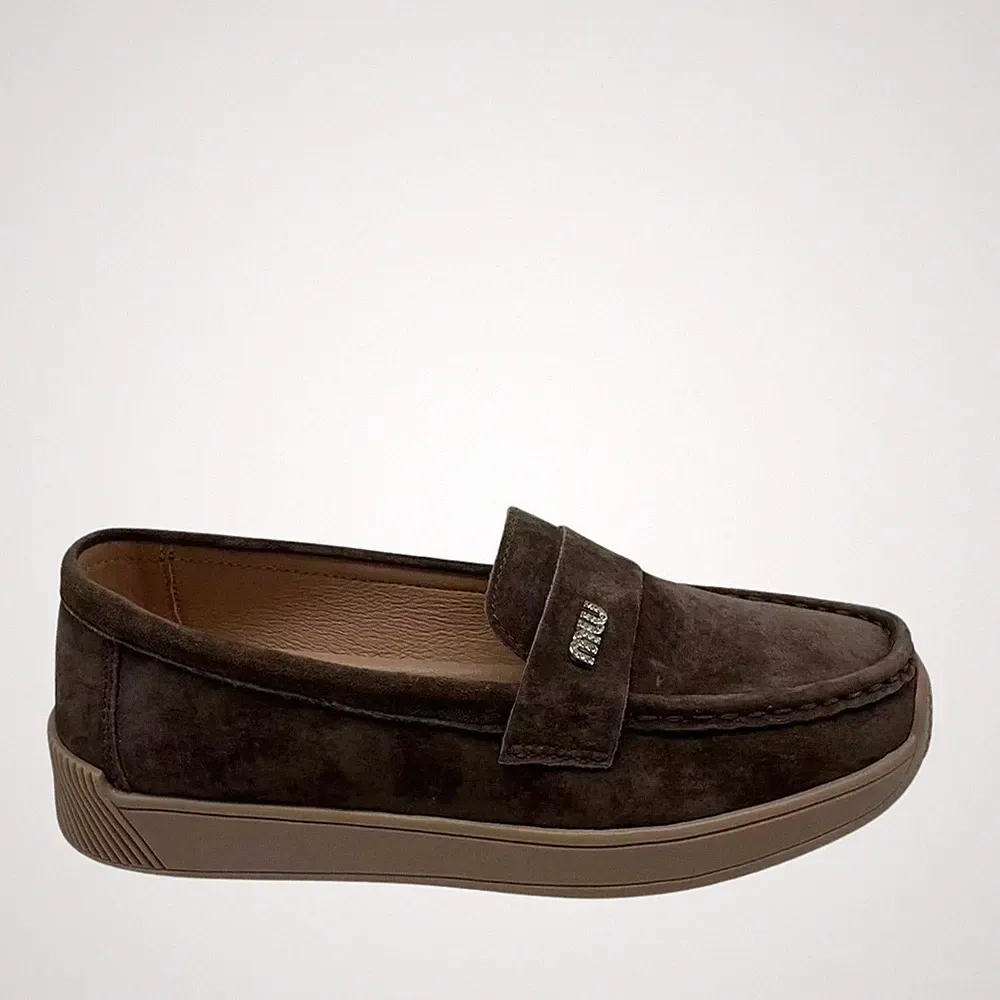 Santino Milano Damen Braune Wildleder Keilabsatz Loafer SAN6590-26103BRW