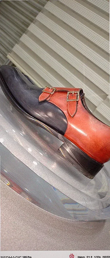 Santoni hand made Men's Loafer Shoes. Size 41 leather. 100% Original