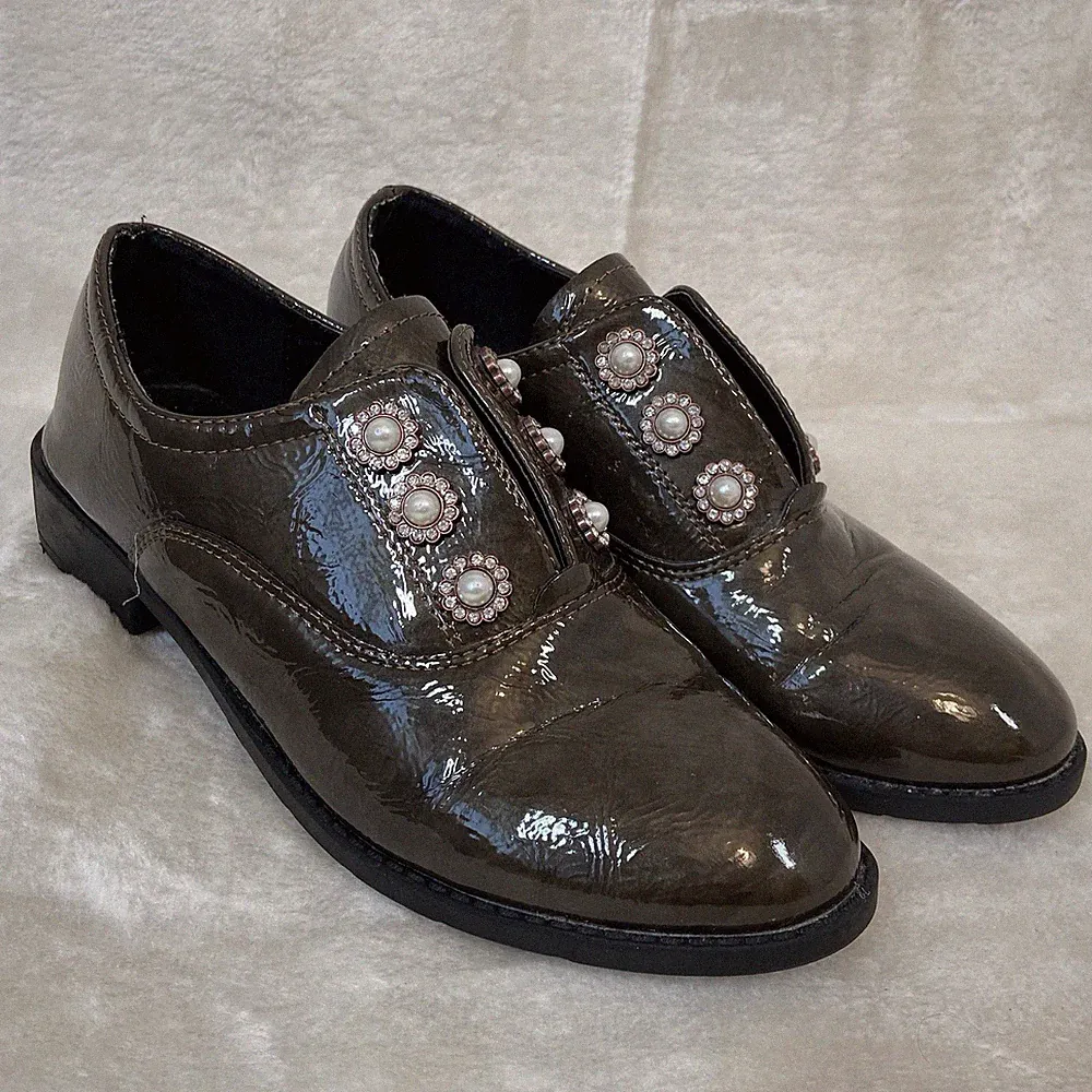 Schuhe Größe 5 braun grün Damen Oxford-Schuhe Halbschuhe Lack Strass italienisch