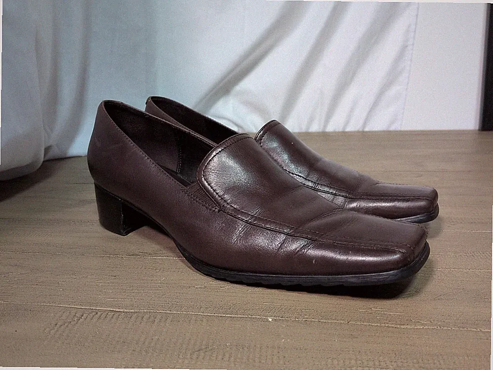 Schuhe Halbschuhe Ecco City Damen Loafer Pumps EU 42 UK 8 Braun Leder Square Toe