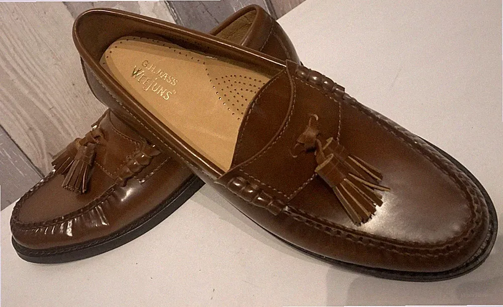 Seltene authentische Damen G H Bass Weejans braun Quaste Penny Loafer Größe 4 NEU