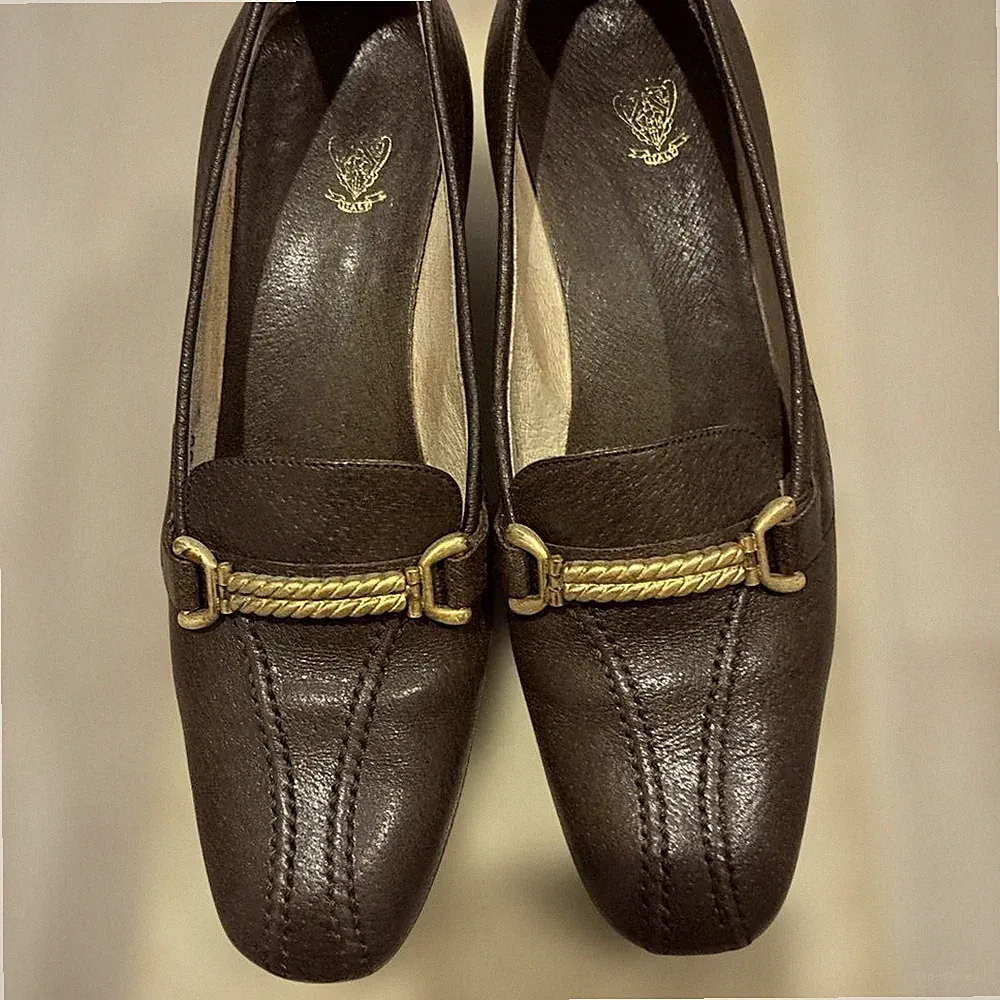 Seltene GUCCI braune Leder Loafer Pumps mit Goldkette Akzent Größe 35,5