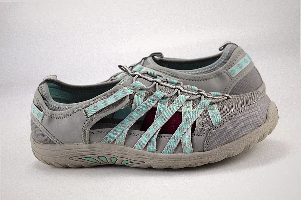 Skechers Gr.41 Damen Slipper Loafers Sneaker Sandaletten Sommer Grau TOP P 913