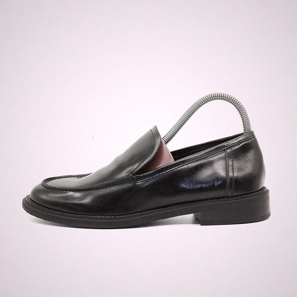 Steve Madden Damen LARUSSO Slipper schwarz Leder Low-Top Bequem Loafer EU 36.5