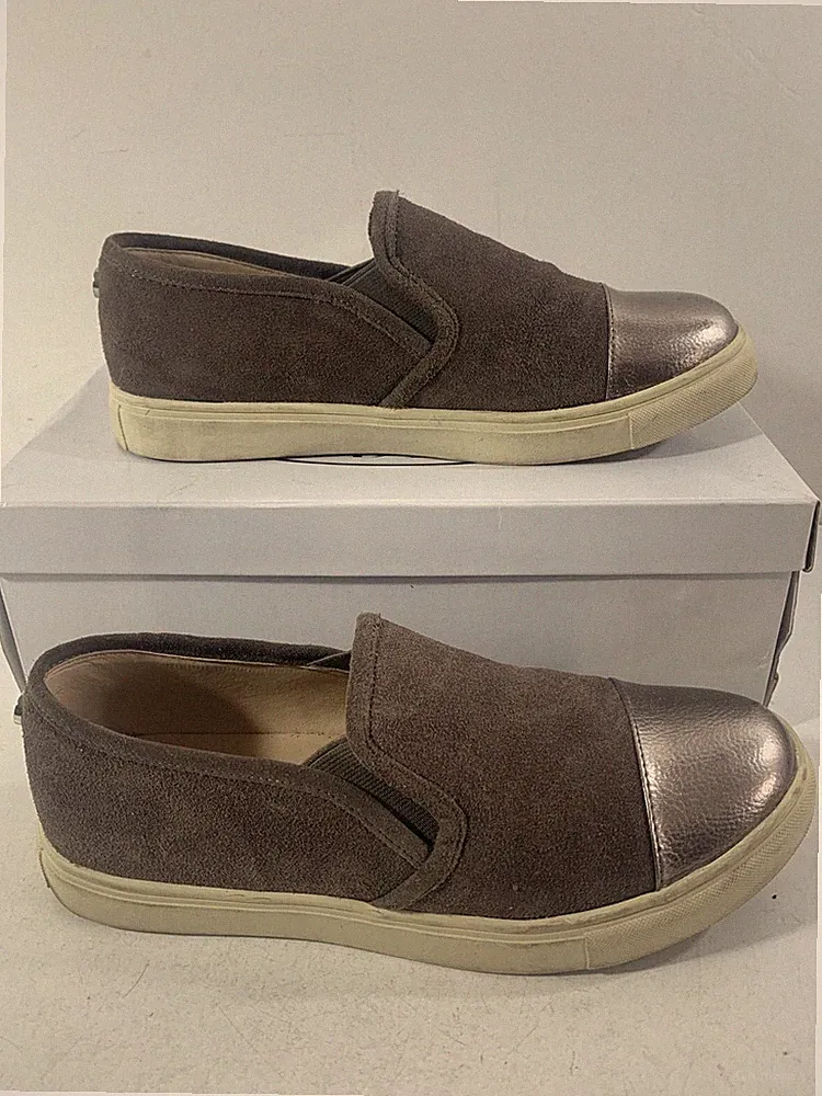 Steve Madden graue Wildleder Slipper Halbschuhe. Leder. verpackt. wunderschön! Größe UK 6