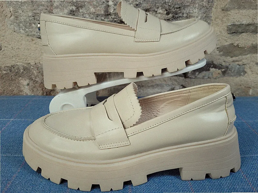 Steve Madden Maisee Knochen Kunstleder Plateau Slipper Halbschuhe Schuhe Größe UK 7