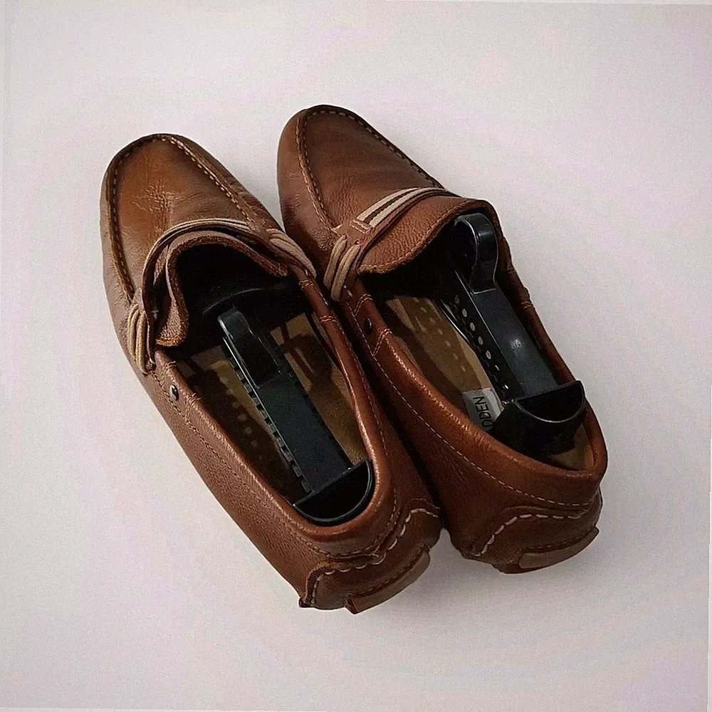STEVE MADDEN MEN'S SLIP ON LOAFERS SIZE 9.5 TAN