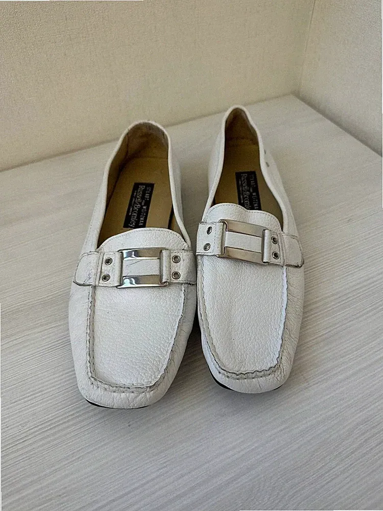 Stuart Weitzman for Russell & Bromley weiße Leder-Halbschuhe Schnalle UK 7,5