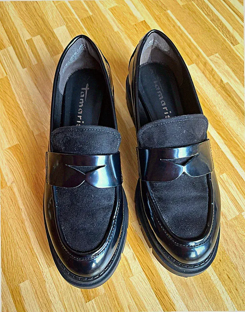 Tamaris Damen Slipper Loafer Schwarz Kunstleder Profilsohle EU 37