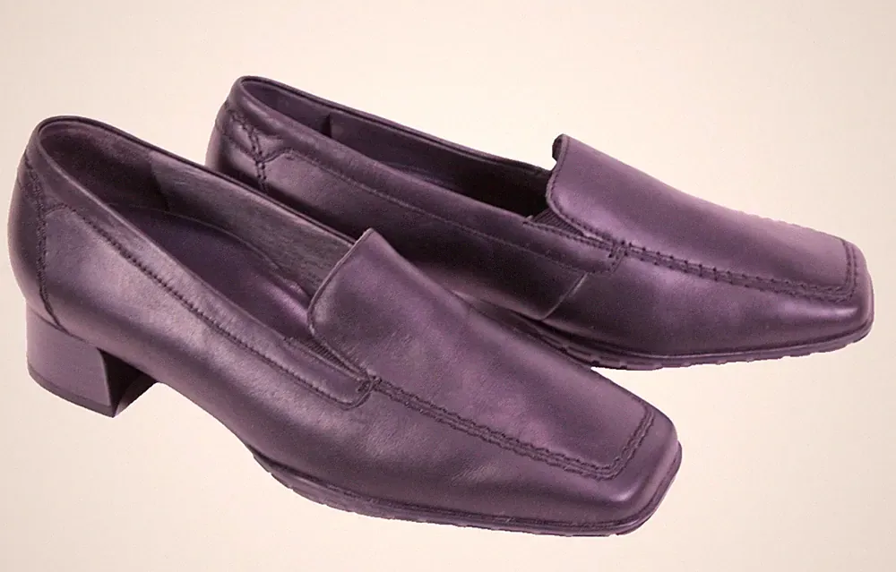 Theresia M. Slipper Loafer Schuhe Leder schwarz Gr. 37,5 Wechselfußbett CR123