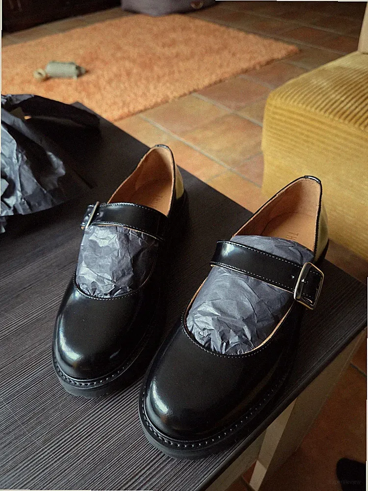 Thursday Penny Jane Loafer Leder Schwarz mit Schnalle/Riemen Rund EU 38