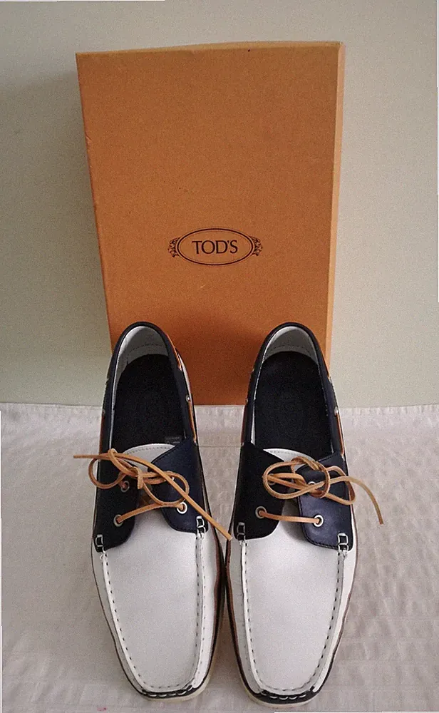 Tod's Brooklyn Halbschuhe Segeln Schnürung Gr. EU 44,9 1/2