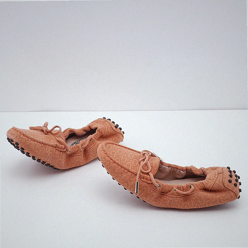 Tod's Damen Rosa Wildleder Halbschuhe Heaven Logo Größe 35,5 EU 5,5 US 3,5 UK
