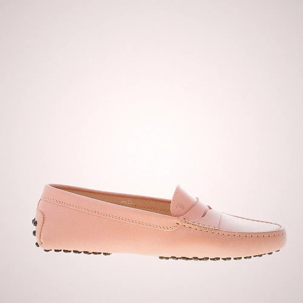 TOD'S damen schuhe puderrose leder ikonisch Gommino driving loafer penny bar