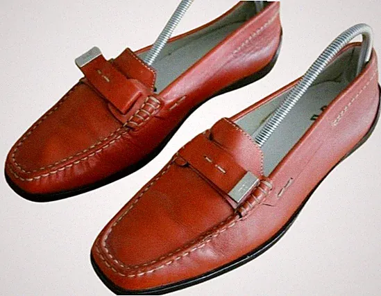 Tod's Echtleder Loafer Slipper Schnalle Flats rot 38 Tods Damen Schuhe shoe red