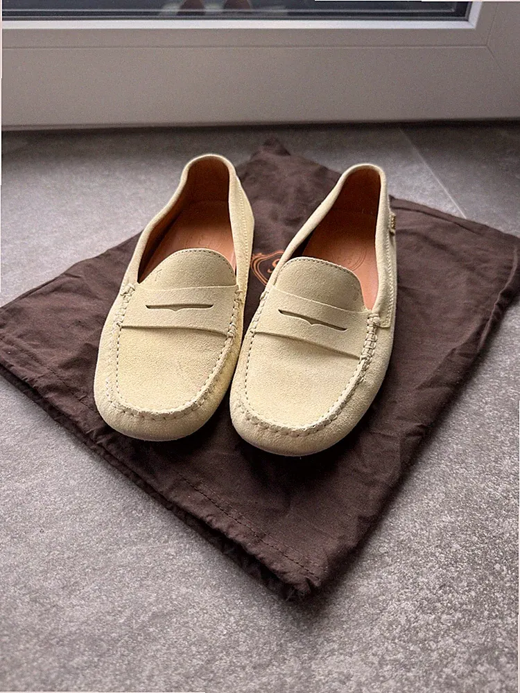 Tod's Gommino Loafer hellgelb Gr. 39,5 neuwertig höchstens 2x kurz getragen