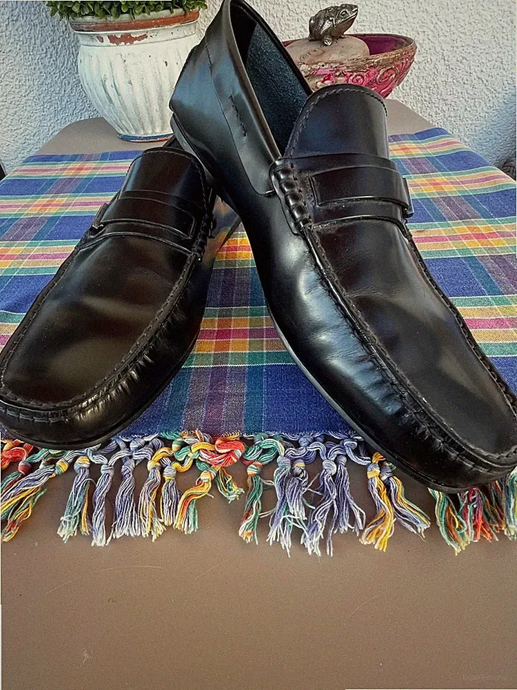 Tod’s Herren Loafer (Gommino) – Schwarz, Gr. 9,5 (43,5) – Sehr guter Zustand