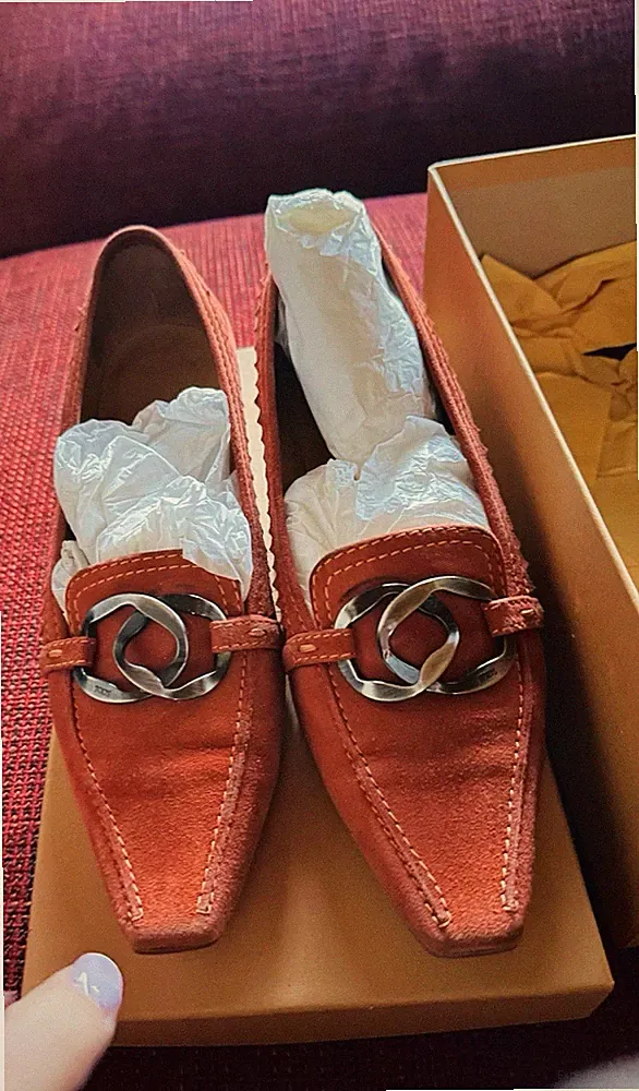 TOD’S Kitten Heel Loafer Women’s Orange Suede Leather Pointed Toe Gr37