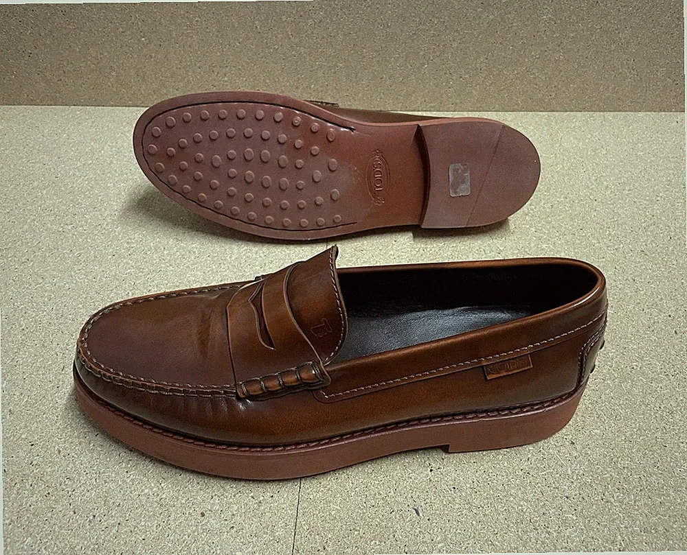 Tod's Loafers Leather Almond-toe