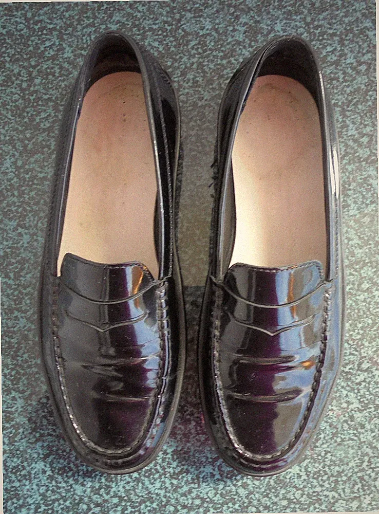 TOD`S Slipper Lackleder Mokassin Damen Loafer Halbschuhe Noppensohl schwarz 38,5