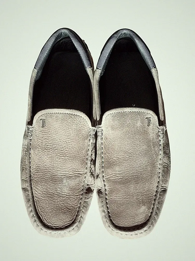 Tod’s Unisex Gommino Driving Halbschuhe UK 5,5 grau Leder Mokassin mit Gummisohle