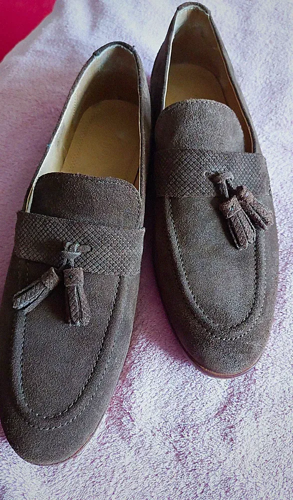 Toller Loafer/Slipper Veloursleder Braun Quaste flach Slip-On EU 42 Weite G