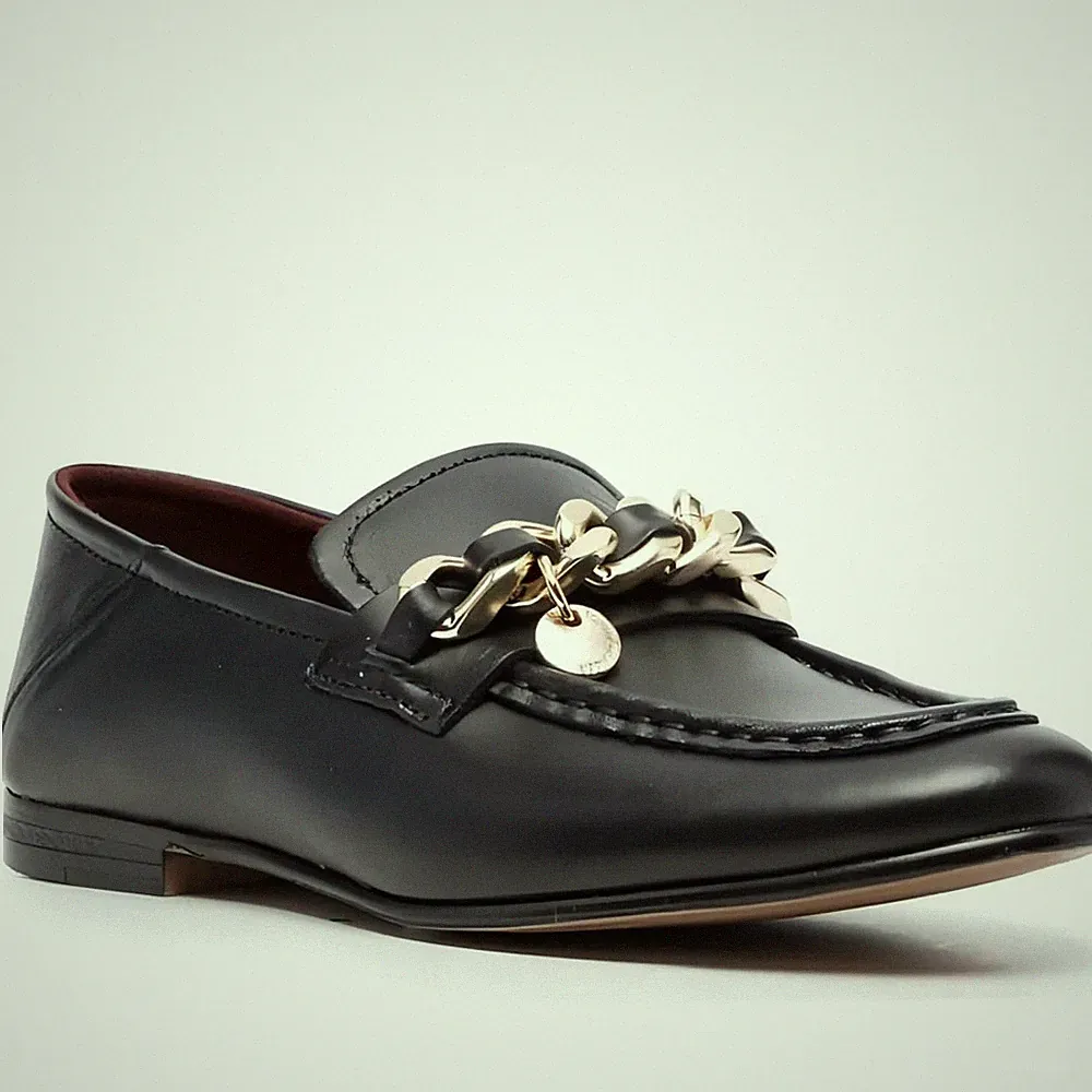 Tommy Hilfiger Damen Schwarze Leder Loafer Freizeit FW0FW06843BDS